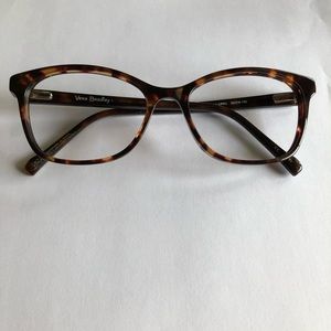 NWOT Ver Bradley eyeglass frame. Model Marlo. Color Java Navy Camo. 52-16-135